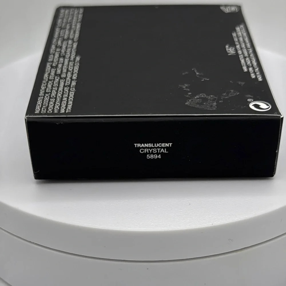 NARS Light Reflecting Setting Powder - Picture 5 of 6